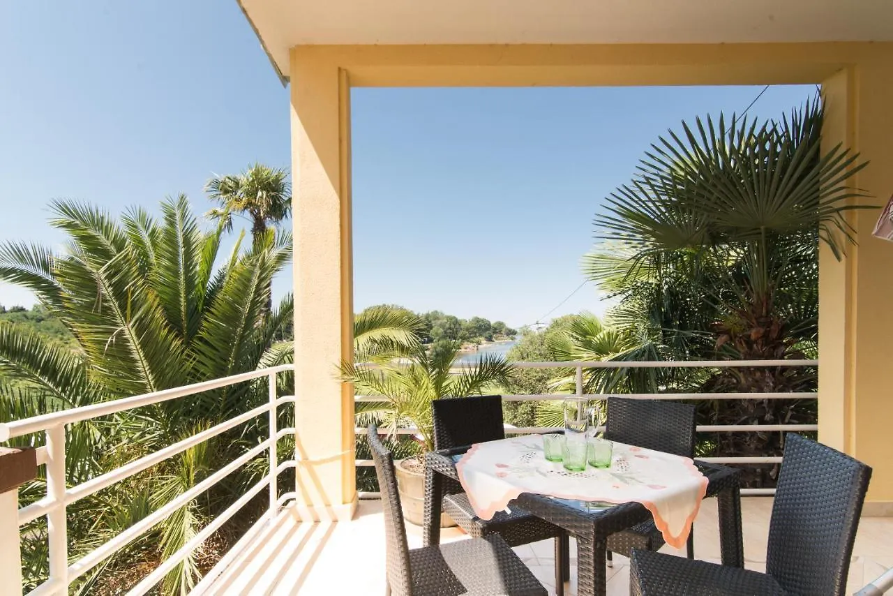 Villa Anna Savudrija 0*,  Croatia